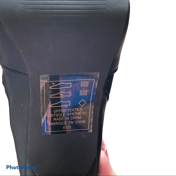 Erika Black High Top Lace Up Boots Side Zip 6M XC - Picture 6 of 6